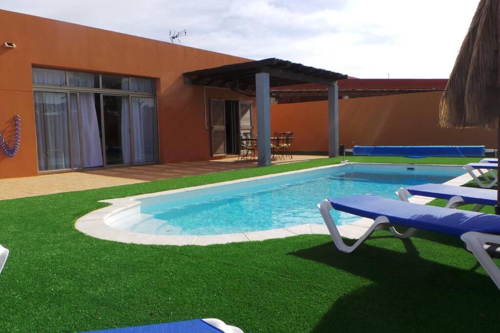 Luxury Villa At Golf Course Costa De Antigua Exteriör bild